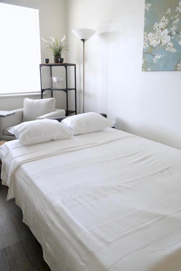 Oaks Modern & Comfy Condo In The Perfect Location เกนส์วิลล์ ภายนอก รูปภาพ