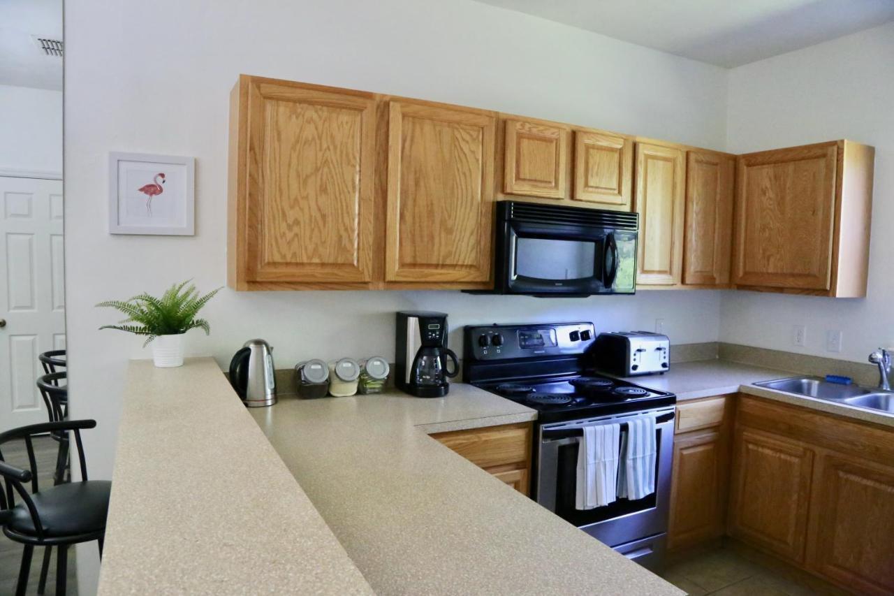 Oaks Modern & Comfy Condo In The Perfect Location เกนส์วิลล์ ภายนอก รูปภาพ